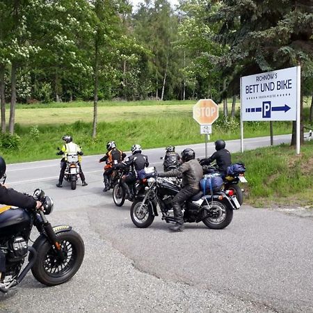 Richnow'S Bett Und Bike Ehem. Landgasthof Hotel Zittau Exterior photo